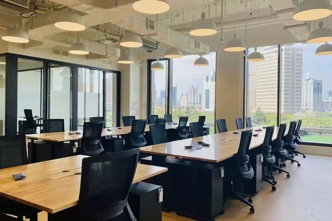 淮海中路WeWork出租12人间超低价现房