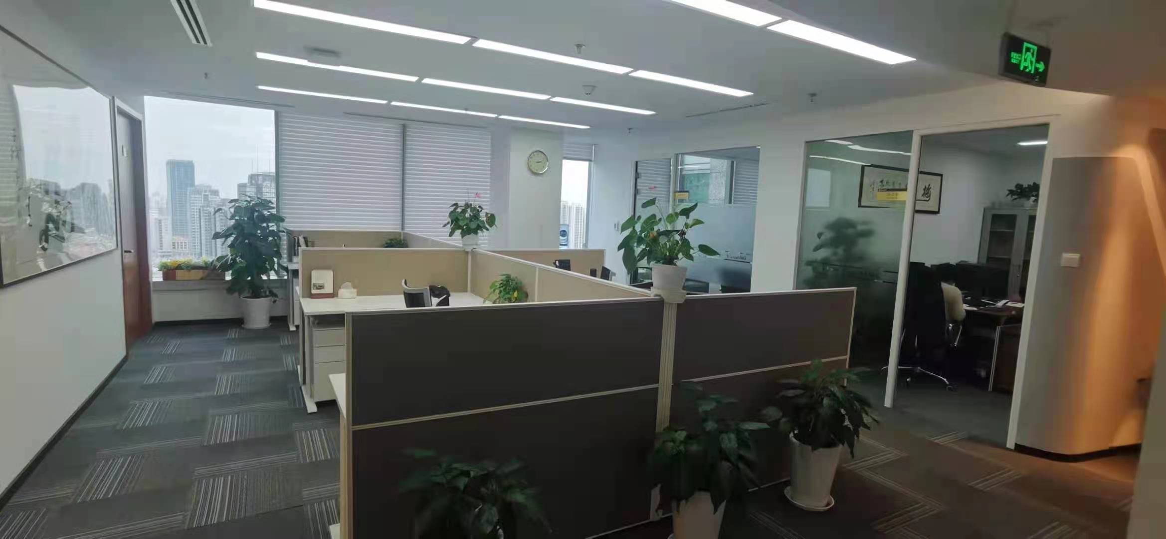 浦东大道720号国际航运金融大厦出租298平办公室有装修无家具