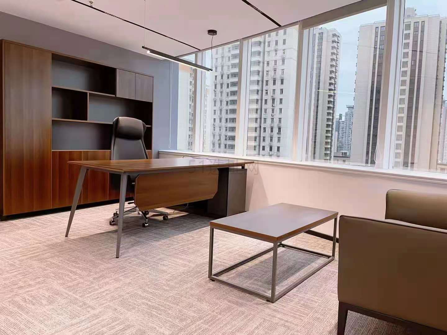 联通国际大厦出租970平写字楼精装修带家具