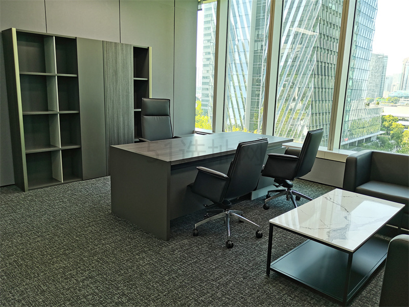 汇亚大厦出租261平办公室精装修带家具
