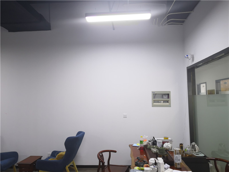 中国国际商品中心出租110平写字楼带装修有家具