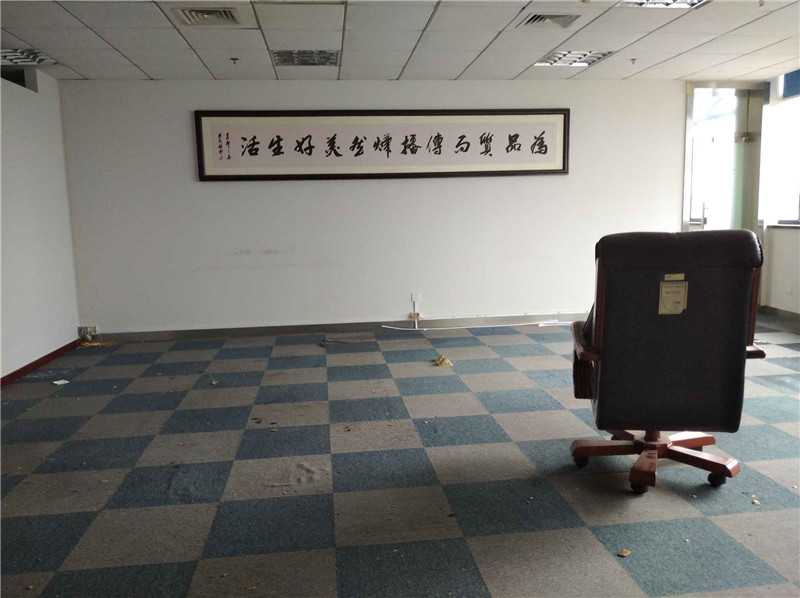 漕河泾国际孵化中心出租1100平写字楼标准交付