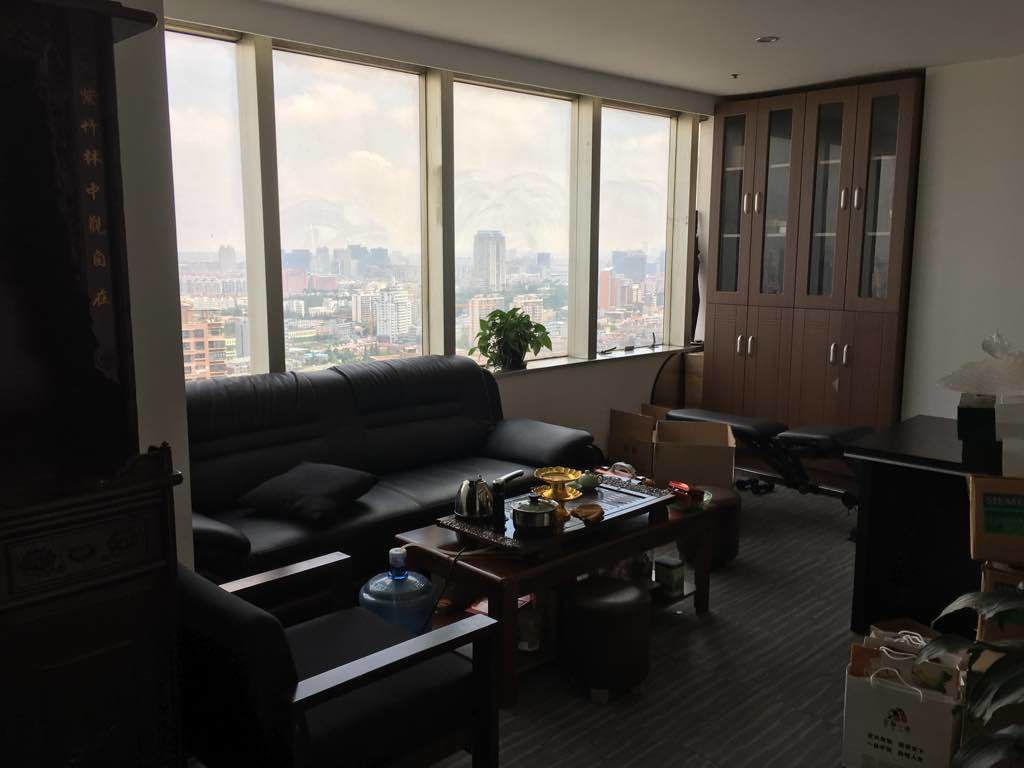 上海商务中心出租338平写字楼带装修有家具