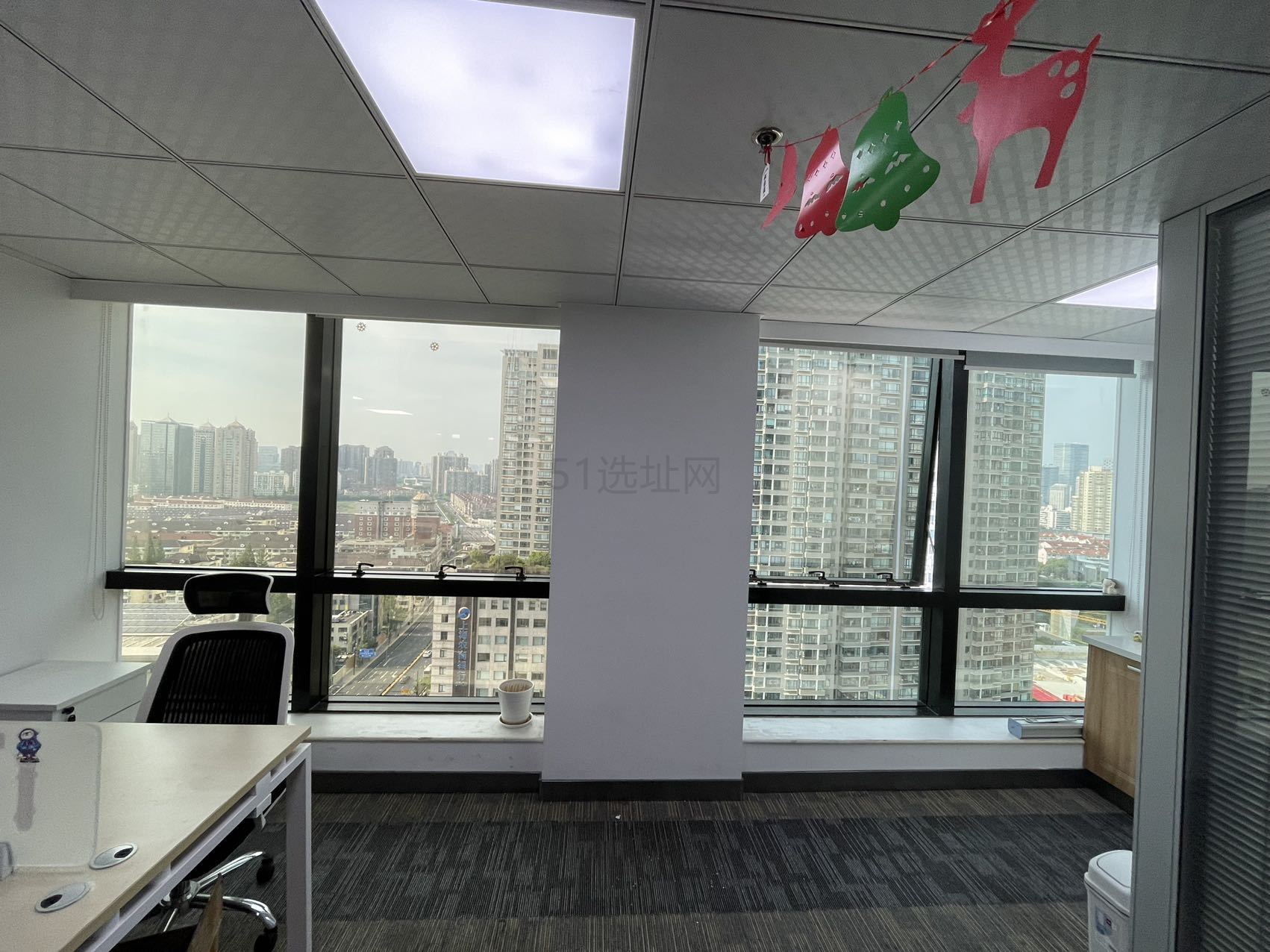 仙霞路远东国际广场办公室出租200平精装修拎包入住