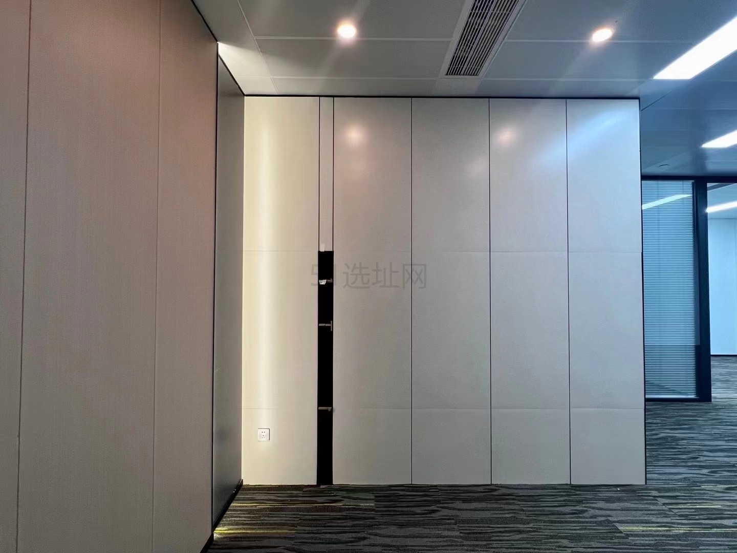 上海碧桂园中心精装修办公室137平带装修出租