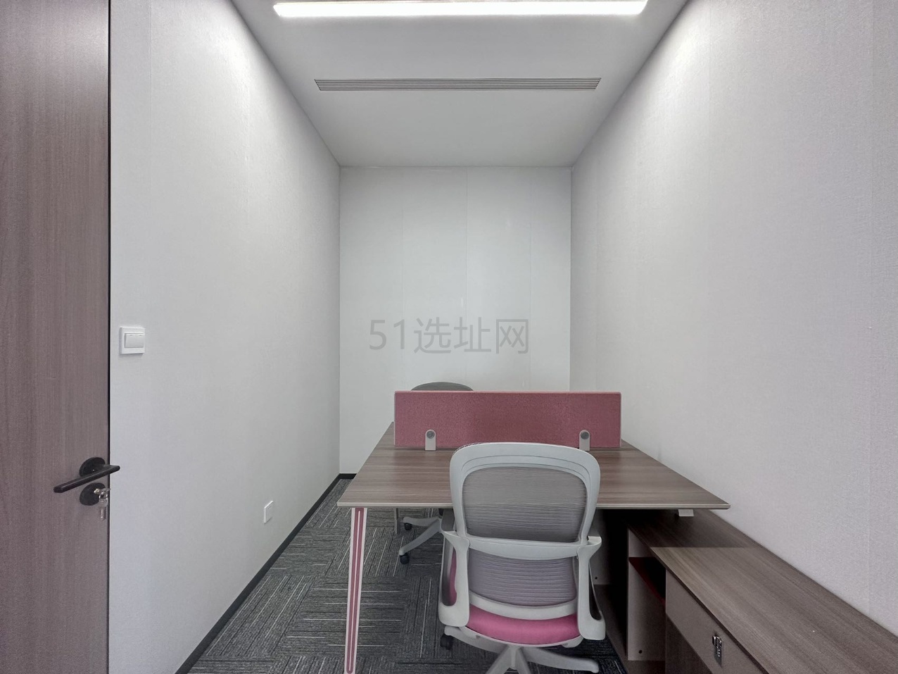 花木板块-建工大唐国际广场出租精装修办公室